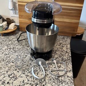 Hamilton Beach Silver and Black Stand Mixer for Bakeware